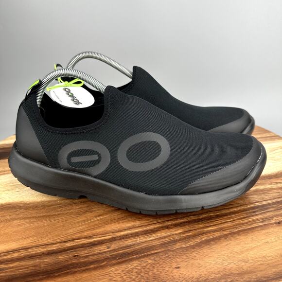OOFOS OOMG Sport Low Men's Size 12 Black Comfort Recovery Shoes Sneakers NWT - Picture 1 of 8
